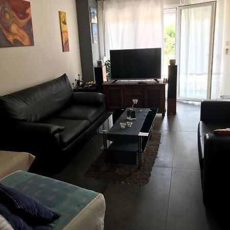 Apartment Michail Нікіті Екстер'єр фото