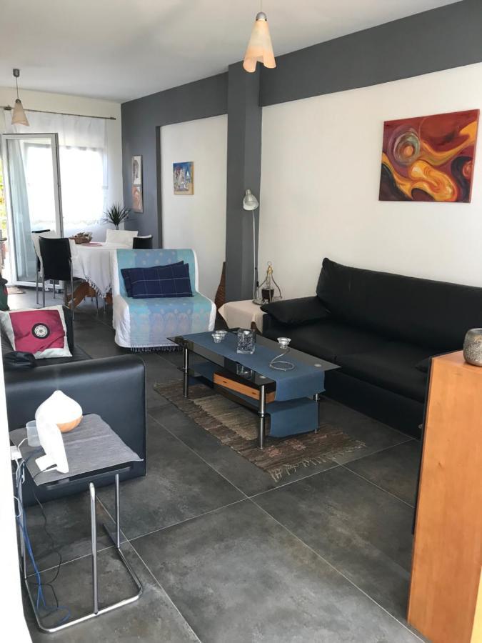 Apartment Michail Нікіті Екстер'єр фото