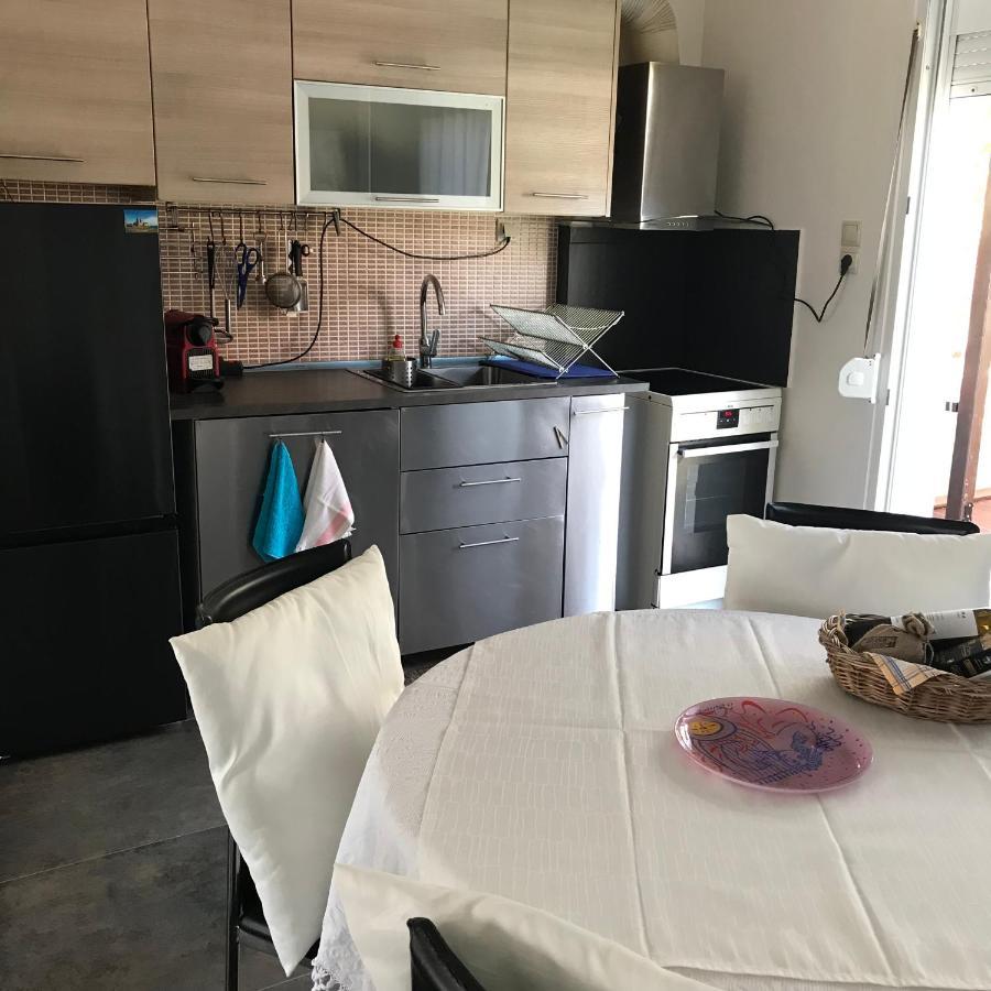 Apartment Michail Нікіті Екстер'єр фото