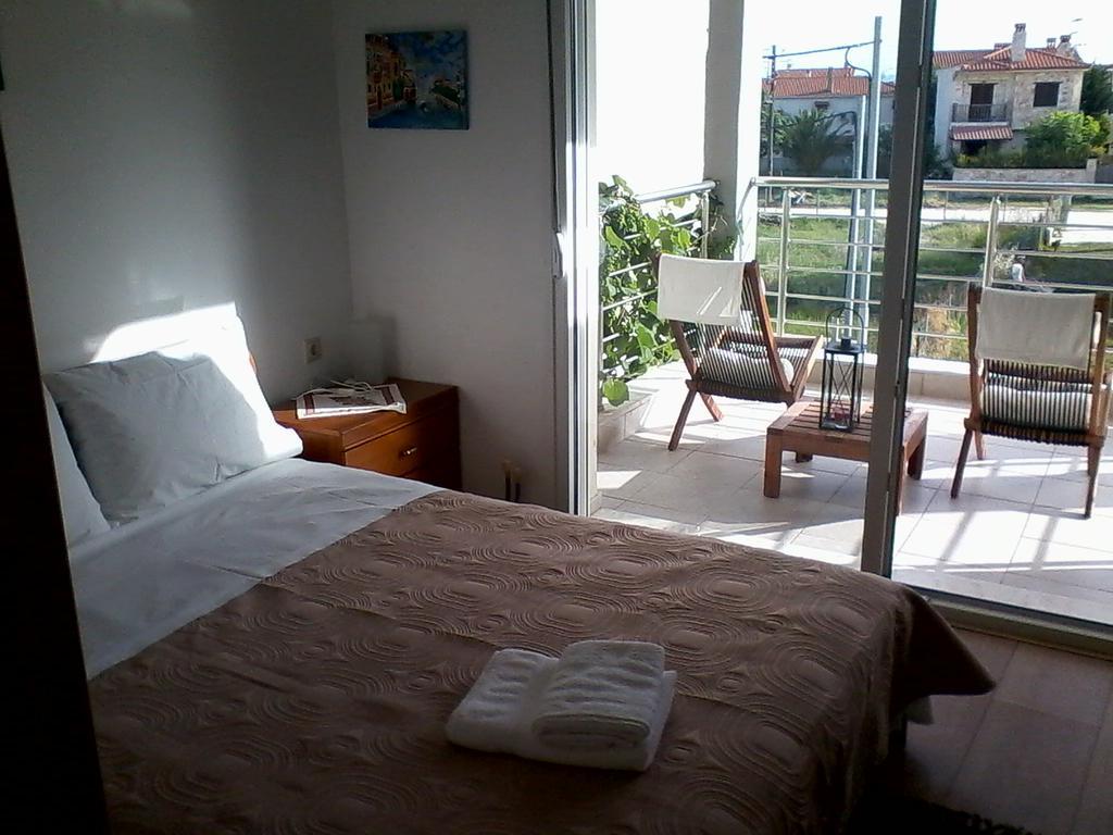 Apartment Michail Нікіті Екстер'єр фото