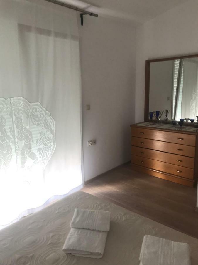 Apartment Michail Нікіті Екстер'єр фото